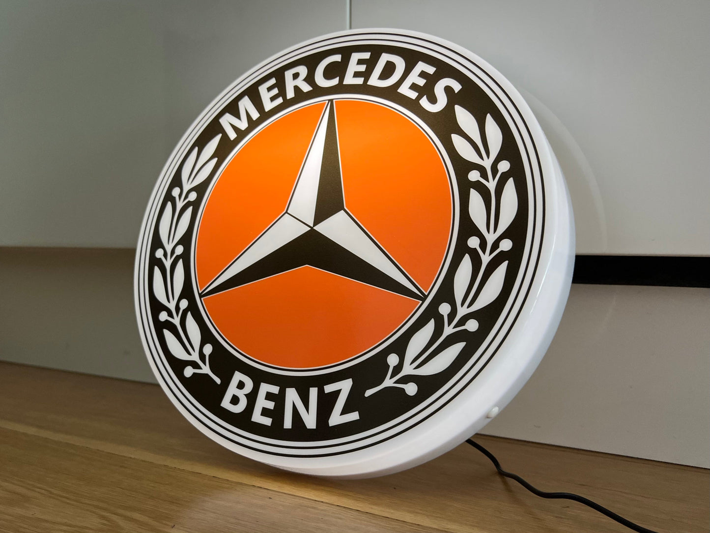 Mercedes Benz Round Illuminated Logo Sign