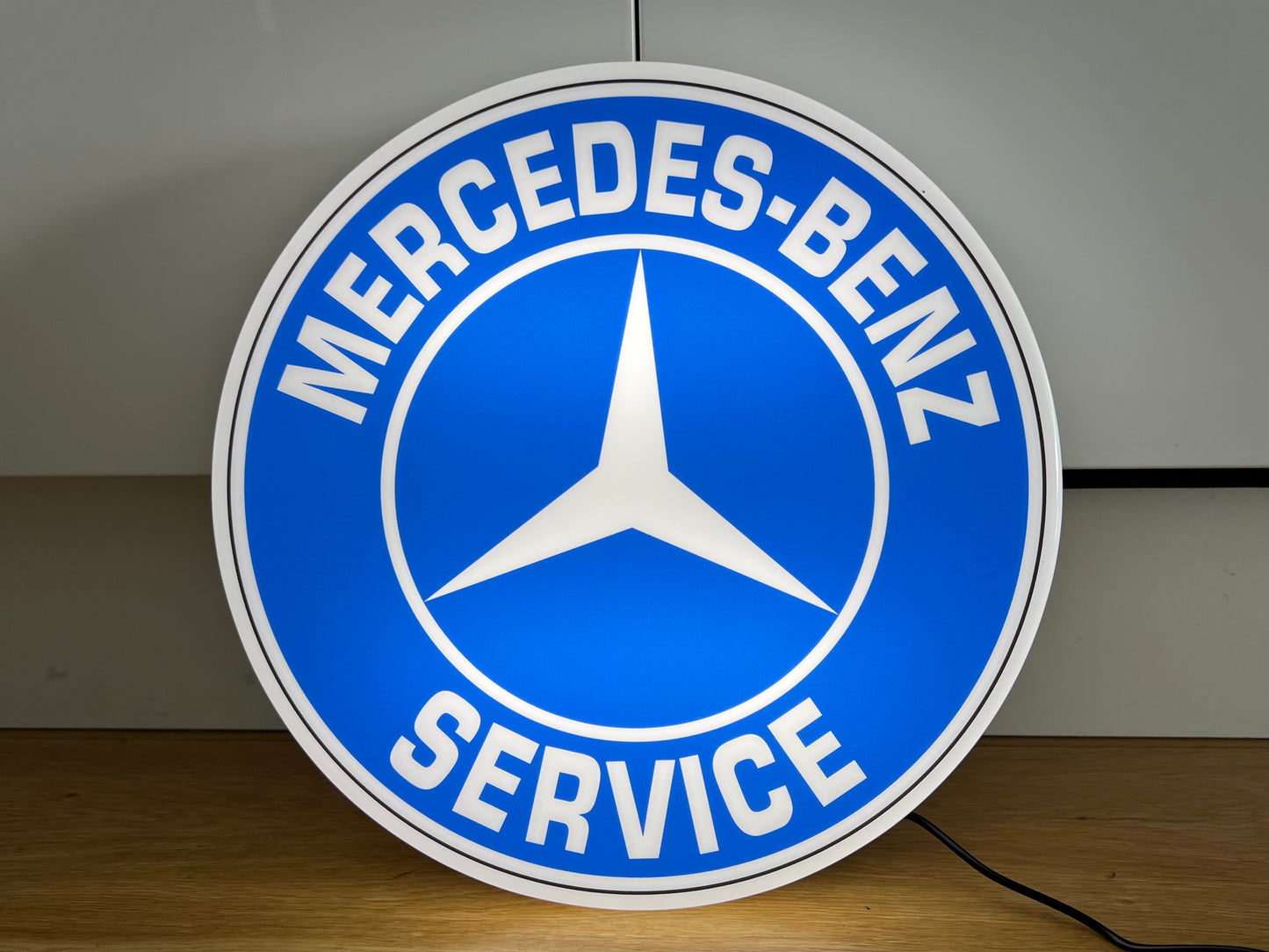 Mercedes Benz Service Round Illuminated Logo Sign