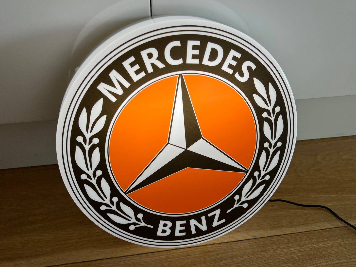 Mercedes Benz Round Illuminated Logo Sign