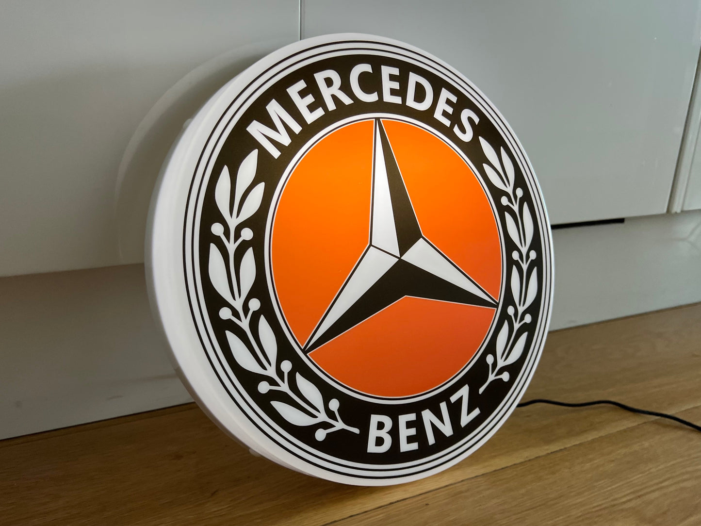 Mercedes Benz Round Illuminated Logo Sign