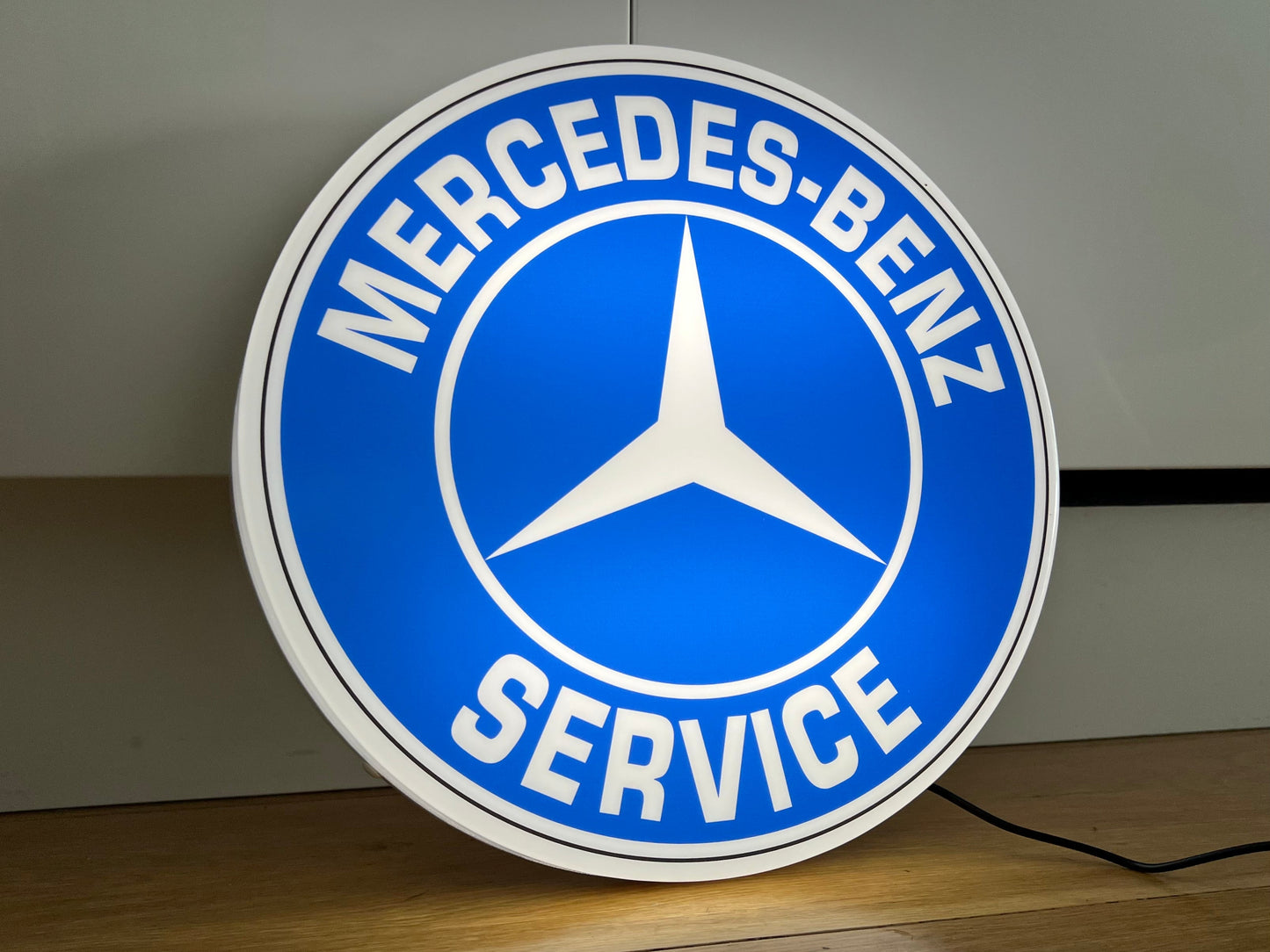 Mercedes Benz Service Round Illuminated Logo Sign