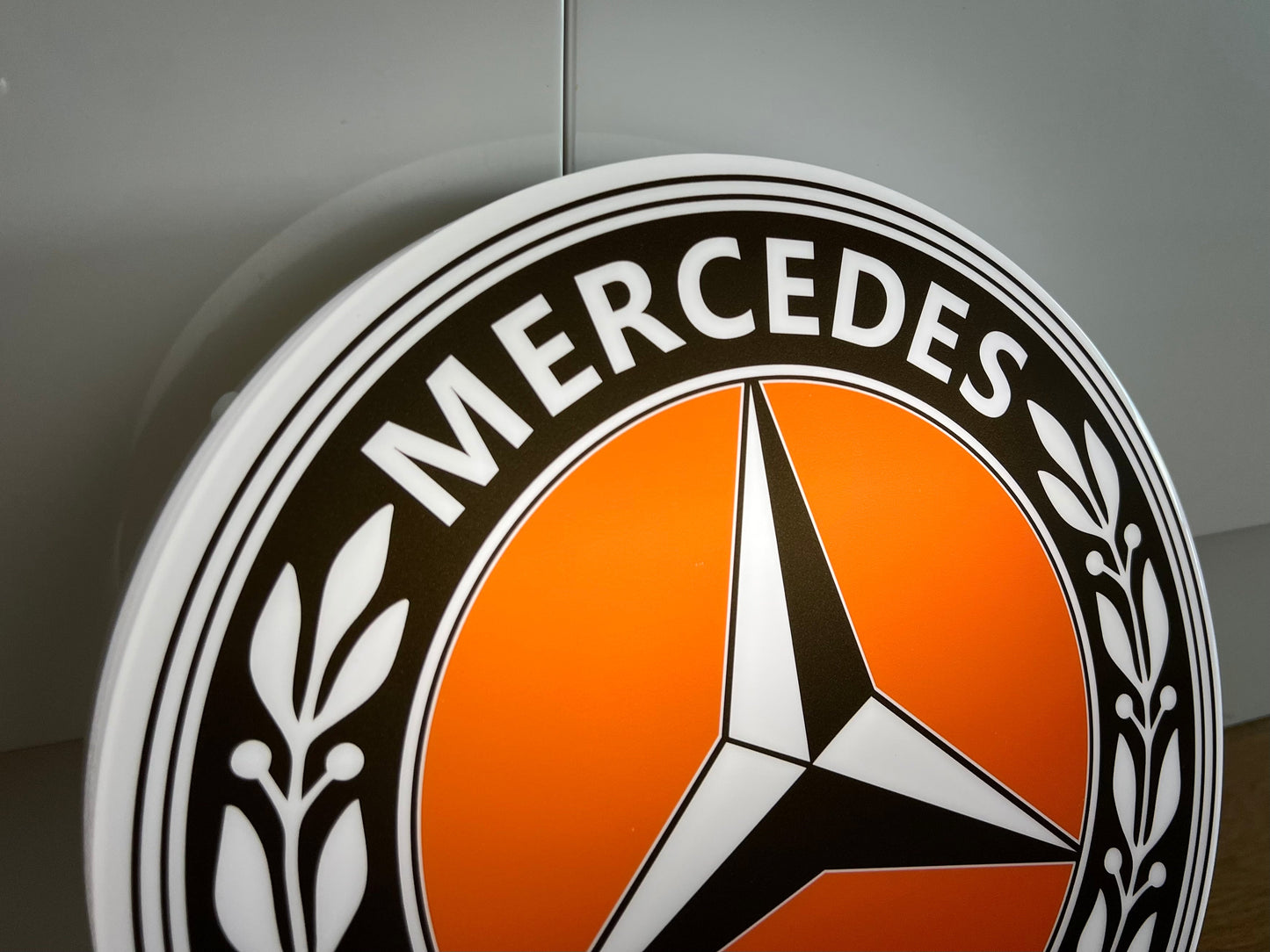 Mercedes Benz Round Illuminated Logo Sign