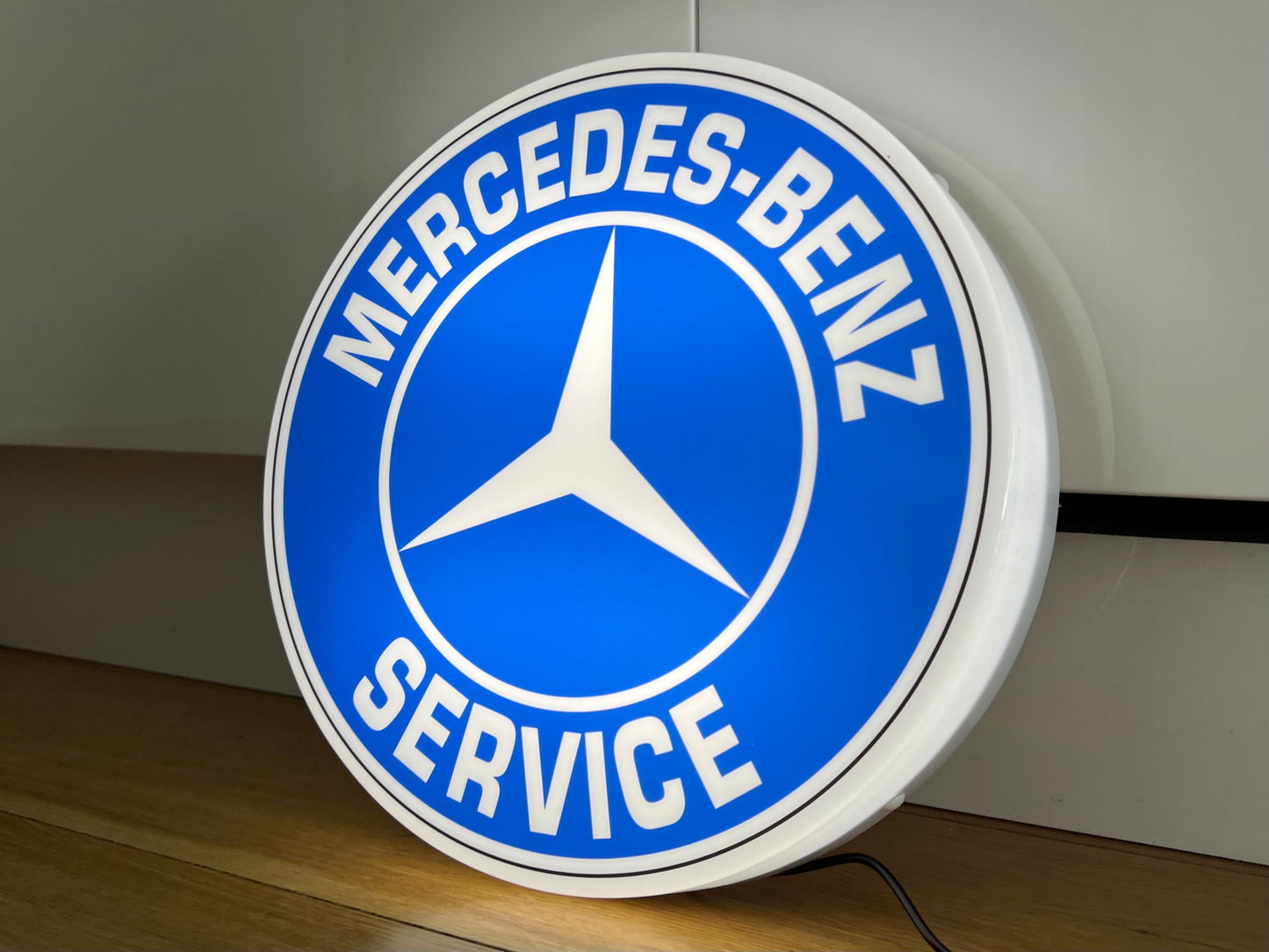 Mercedes Benz Service Round Illuminated Logo Sign