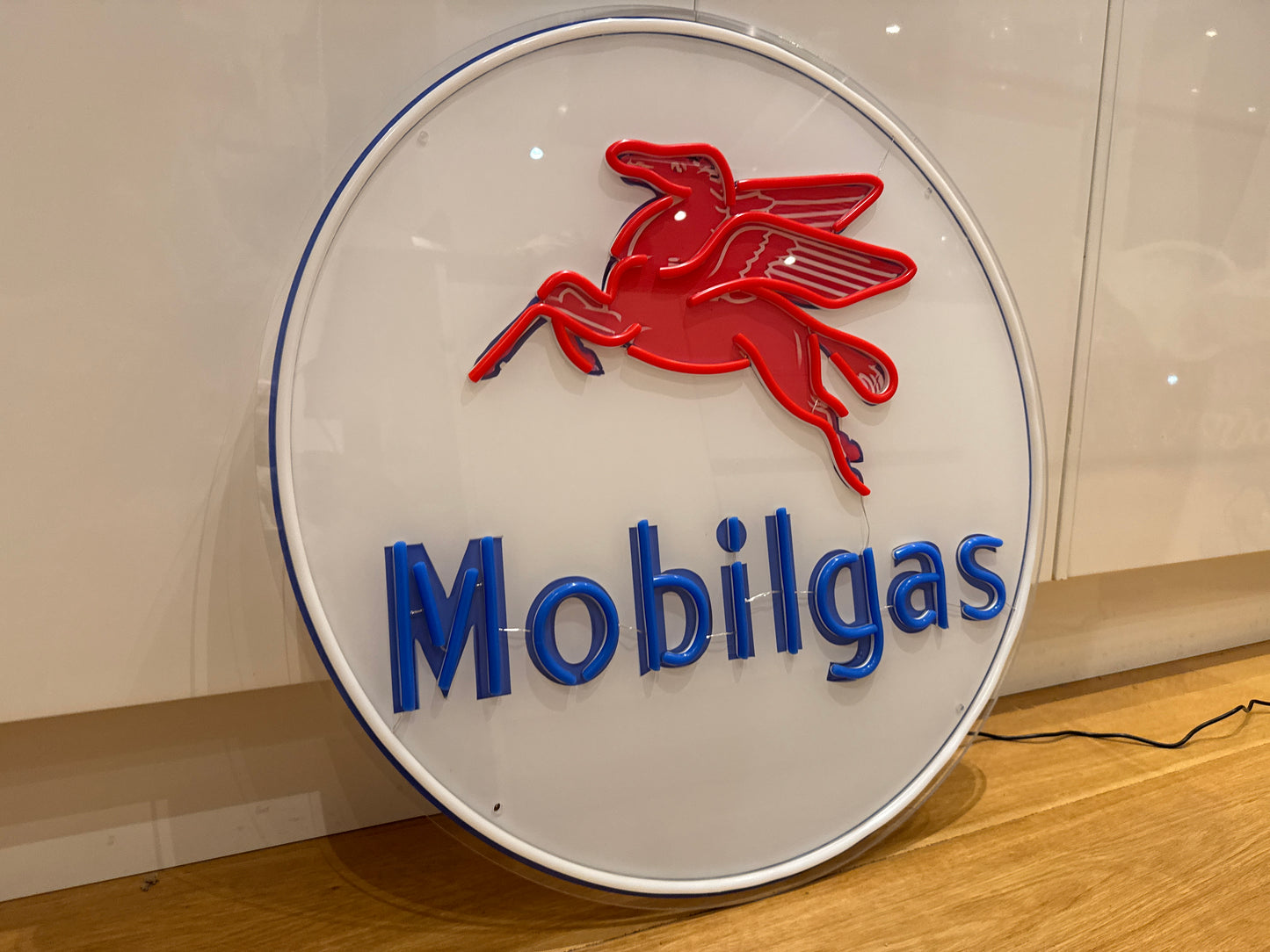 Mobil Mobilgas Neon Sign